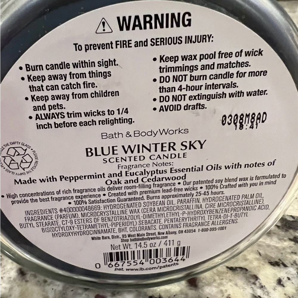 Bath & Body Works: 14.5 oz 3-Wick Candle: Blue Winter Sky - Picture 2 of 2